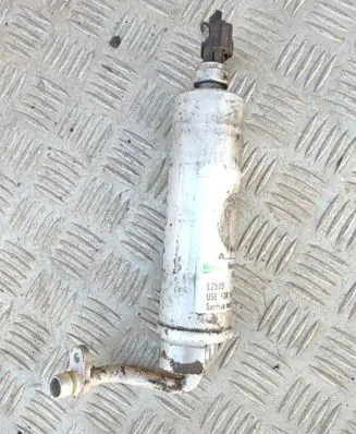 Nissan Qashqai+2 Air conditioning (A/C) air dryer 988734V LZ535 HFC134A