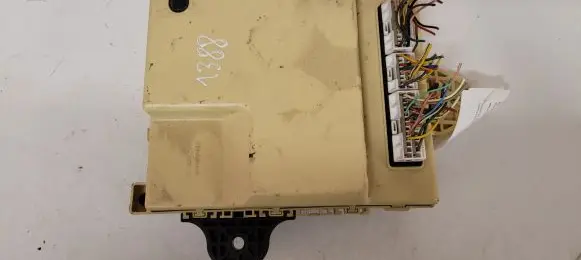 KIA Sorento Fuse module 97RA012341 A002341 954002P930