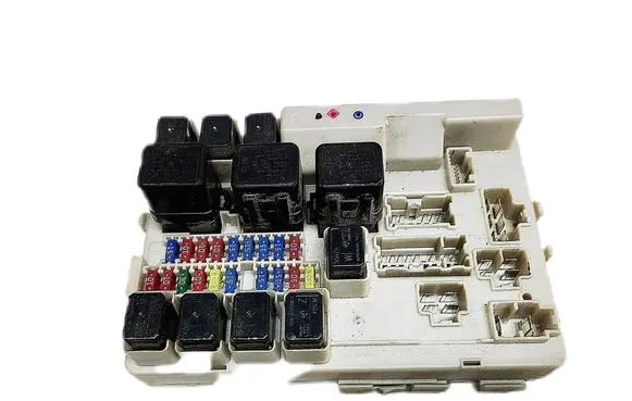 Nissan Murano Z50 Fuse module 284B7CD71A