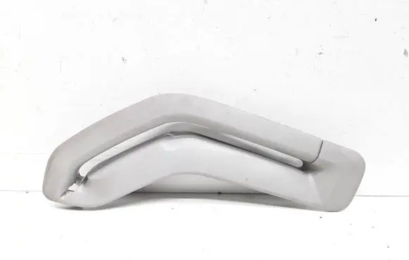 Volvo XC90 Seat belt trim 1882