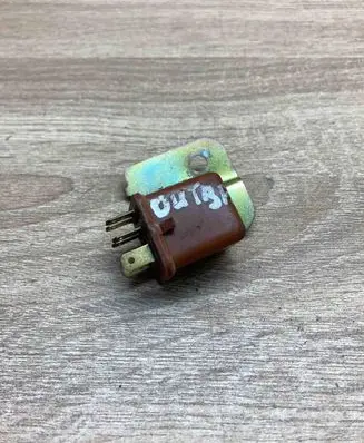 Subaru Impreza I Other relay 25229AA030 MR5A429A1K 10522V