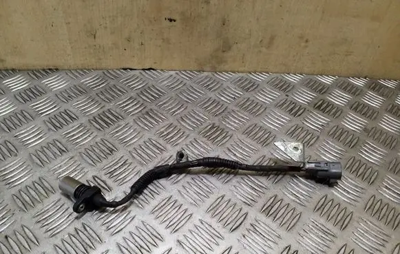 Toyota RAV 4 (XA30) Crankshaft position sensor 9091905069 0296001471
