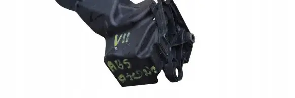 Volkswagen Golf VII ABS pump bracket 5Q0614235