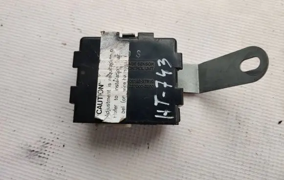 Toyota Highlander XU20 Other control units/modules 081923T810 2370002200