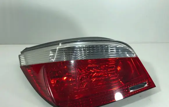 BMW 5 E60 E61 Rear/tail lights 6923305 15823703 2VP008679057