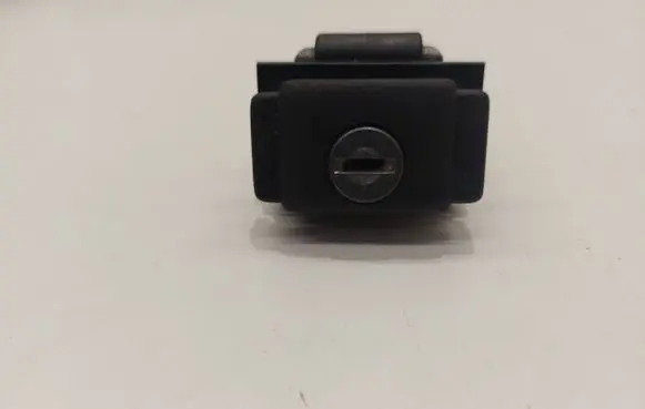 Volkswagen Golf II Glove box lock 191857131