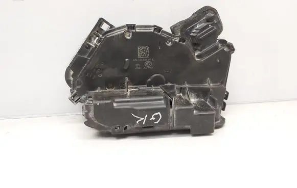 Volkswagen T-Roc Rear door lock 5TB839015E