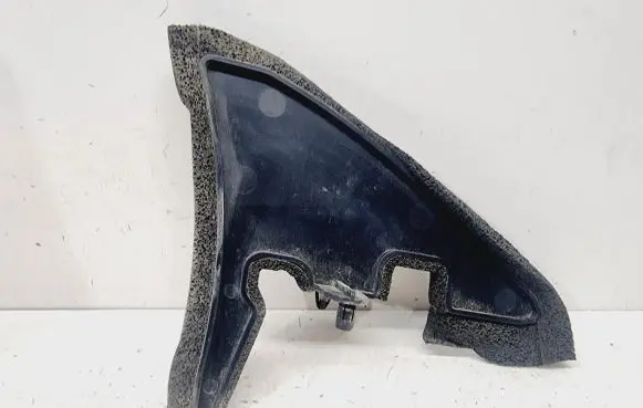 Nissan Pulsar Fender foam support/seal 638A23ZL0A