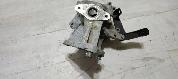 Opel Astra K Power steering pump 12635767