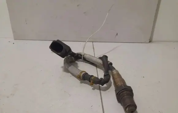 Volkswagen PASSAT B6 Lambda probe sensor 06F906262