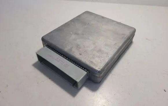 Ford Focus Engine control unit/module 2S4A12A650UB EJBRR4A0WX8M