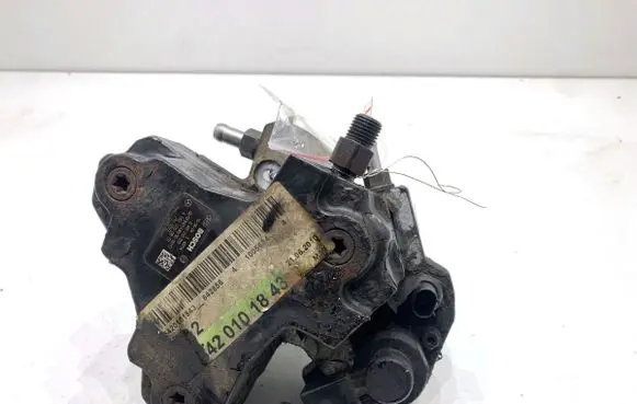 Mercedes-Benz E W212 Fuel injection high pressure pump 