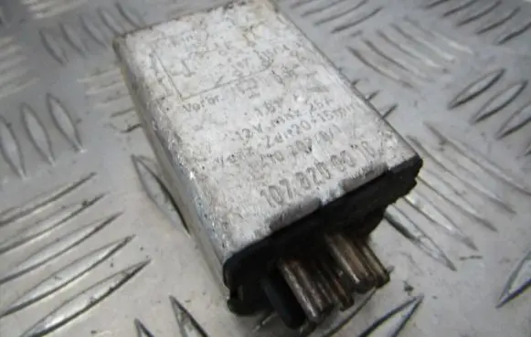 Mercedes-Benz E W124 Other relay 1078200010