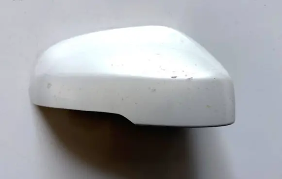 Volvo XC70 Plastic wing mirror trim cover 3304548