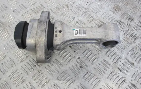 KIA Xceed Gearbox mounting bracket 21950-J3000
