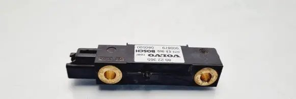 Volvo V70 Airbag deployment crash/impact sensor 8622365 000879 080500