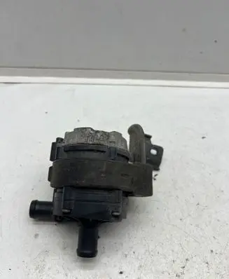 Renault Megane IV Electric auxiliary coolant/water pump 210107883R 20230602