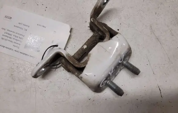 Toyota Avensis Verso Rear door upper hinge