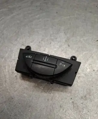 Mercedes-Benz E W211 Suspension ride height/mode switch 2118206610 03751200 806596524F120