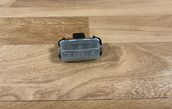 Citroen C3 Number plate light 71907190 1090084