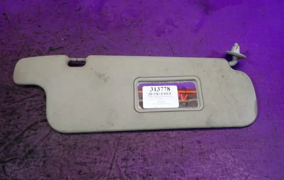 Toyota Yaris Sun visor