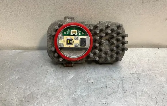 BMW X5 E70 LED ballast control module 707881