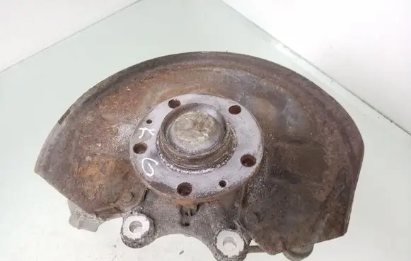 Peugeot 407 Rear wheel hub spindle/knuckle 