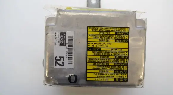 Lexus RX 450H Airbag control unit/module 8917048060
