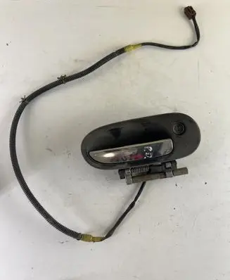 Nissan Almera N16 Front door exterior handle