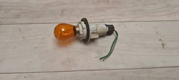 Toyota Yaris 12 V Socket (front) 
