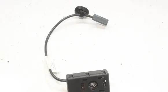 Tesla Model 3 Aerial antenna filter 150942000B