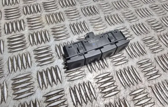 Ford Fiesta Windscreen/window heater switch 2s6t18c621ac