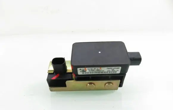 Volkswagen Golf IV ESP acceleration yaw rate sensor 1J0907651A 1J0907657A