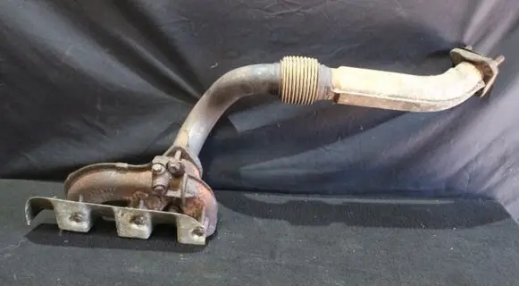 BMW 8 E31 Exhaust manifold