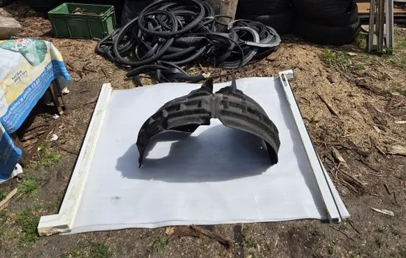 Audi Q3 8U Front wheel arch liner splash guards 8U0821171C
