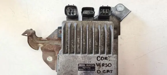 Toyota Corolla Verso AR10 Fuel injection control unit/module 8987120070 1310001371
