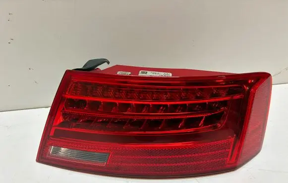 Audi A5 8T 8F Rear/tail lights 8T8945096F