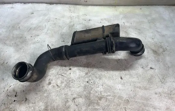 Mercedes-Benz E W211 Intercooler hose/pipe A2115280308
