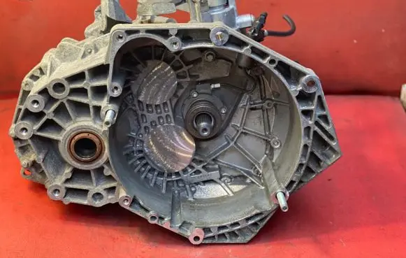Opel Insignia A Manual 7 speed gearbox 