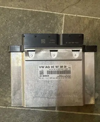 Volkswagen Touran III Engine control unit/module 04E907309BH 0261S12609