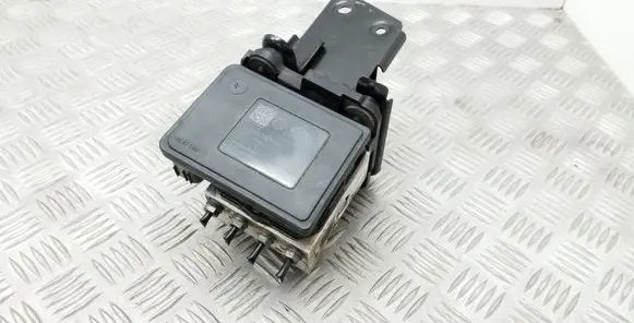 Volkswagen PASSAT B8 ABS Pump 3Q0907379AA 3Q0614517AA
