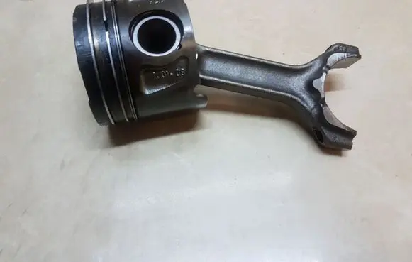Opel Insignia A Piston 