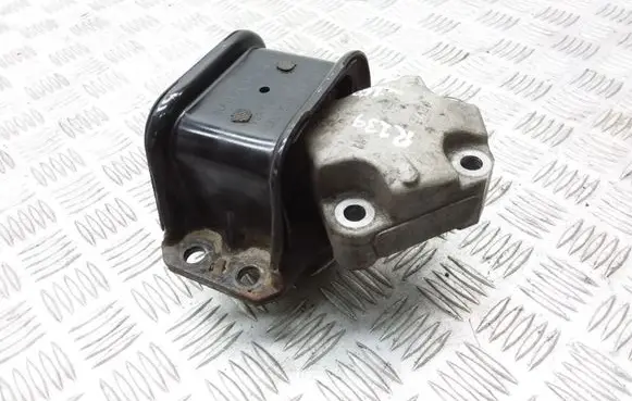 Citroen C4 I Engine mount bracket 9636270080