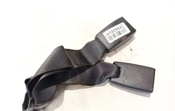 KIA Optima Rear seatbelt buckle