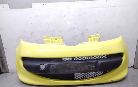 Peugeot 107 Front bumper