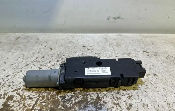 Mercedes-Benz EQA Sunroof motor/actuator A2479011902 A1679025509 A2479062303