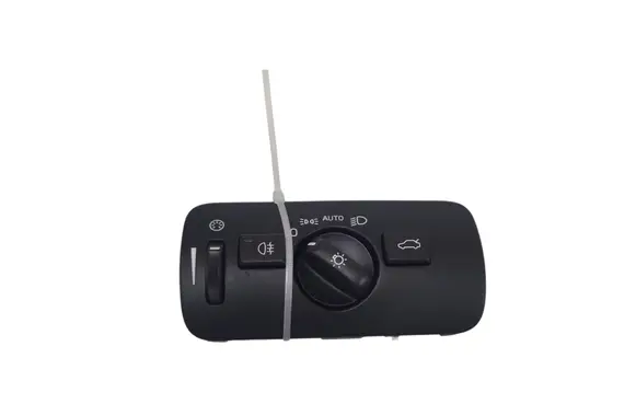 Volvo V40 Light switch 31443831