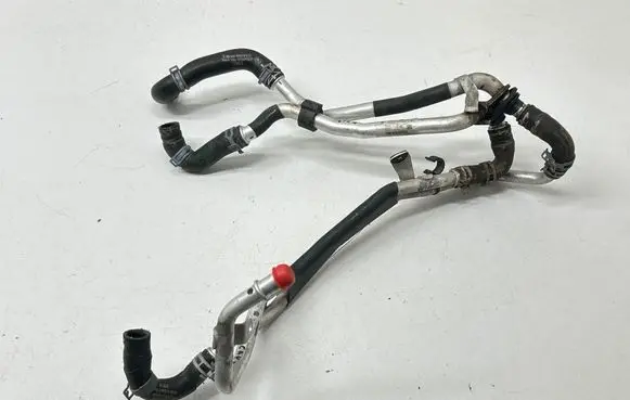 Porsche Cayenne (92A) Engine coolant pipe/hose 7P5815660 00000061 085027402