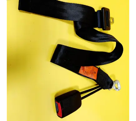 Volkswagen Polo III 6N 6N2 6NF Middle seatbelt (rear) 6N0857713
