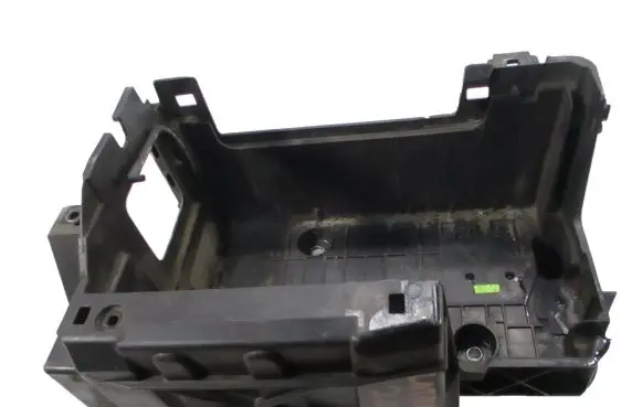 Renault Latitude (L70) Battery box tray 